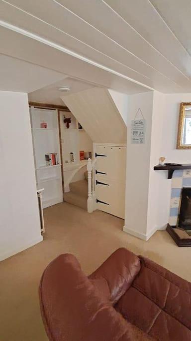 Landford'S Cottage, Your Retreat! エクステリア 写真