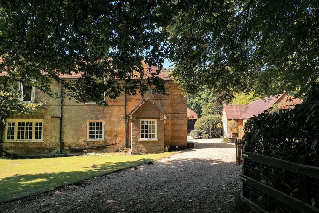 Landford'S Cottage, Your Retreat! エクステリア 写真