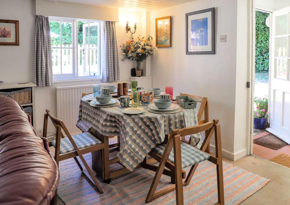 Landford'S Cottage, Your Retreat! エクステリア 写真