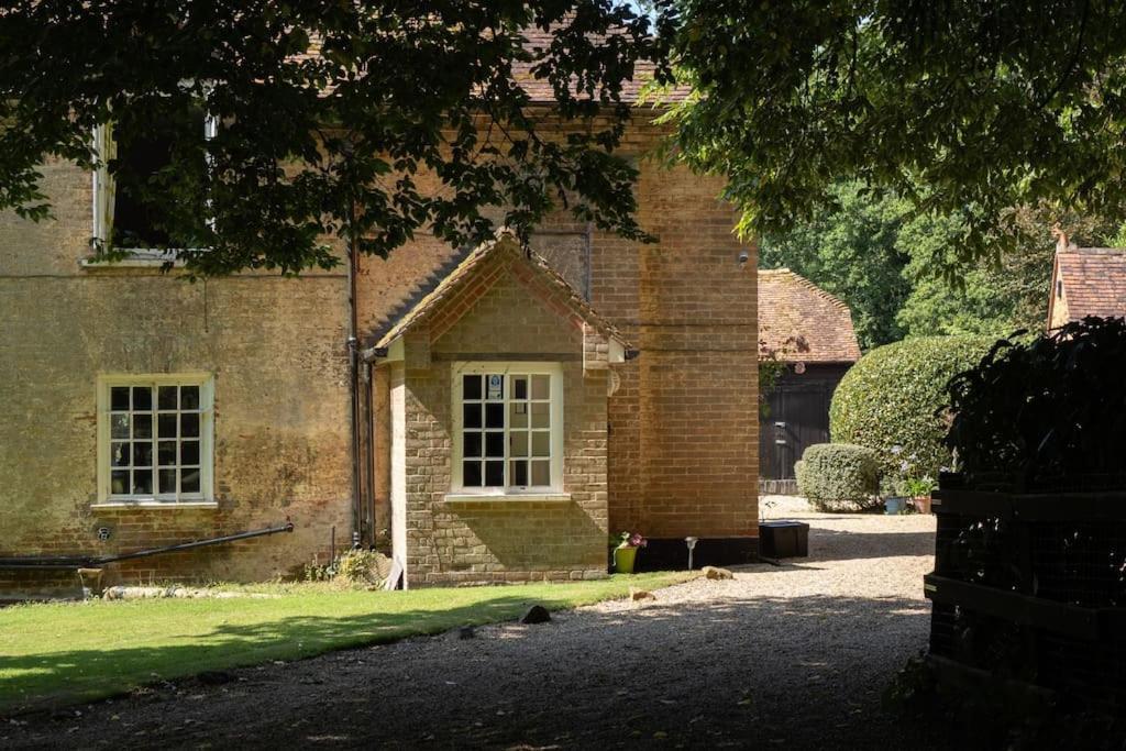 Landford'S Cottage, Your Retreat! エクステリア 写真
